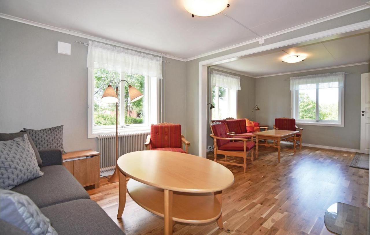 2 Bedroom Nice Home In Amotfors Exterior photo